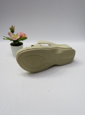 Klapki damskie na koturnie (36-41) 12706-1 BEIGE