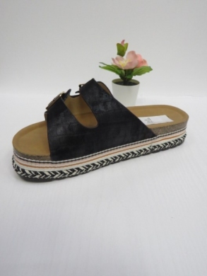 Klapki damskie na koturnie (36-41) FB209 BLACK