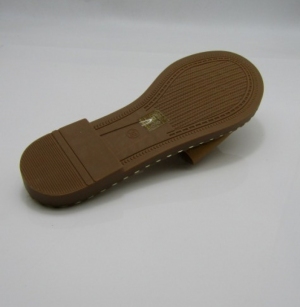Klapki damskie na płaskim (36-41) MD97 CAMEL