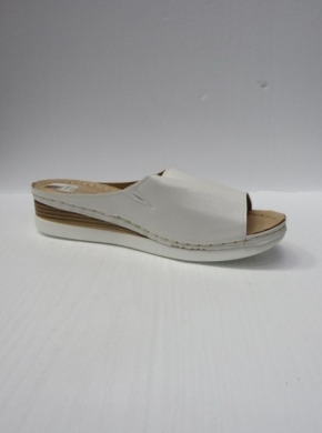 Klapki damskie na koturnie (36-41) W8359-3