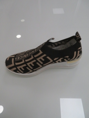 Buty sportowe damskie na płaskim (36-41) JHY218-63