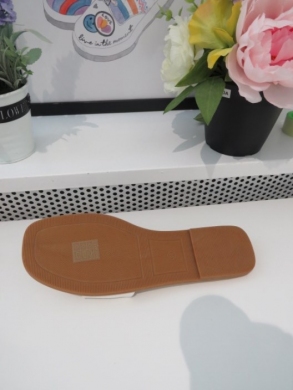 Klapki damskie na płaskim (36-41) LOLA5022 WHITE