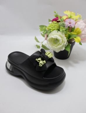 Klapki damskie na płaskim (36-41) 8006 BLACK
