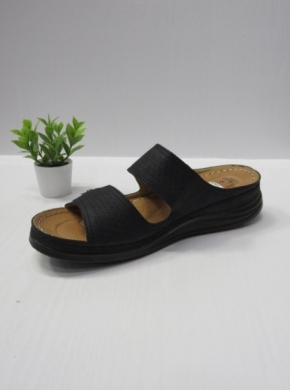 Klapki damskie na koturnie (36-42) CC2229 BLACK