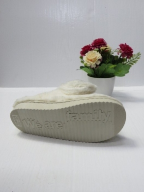 Kapcie damskie ocieplane (36-41) TS-803 WHITE