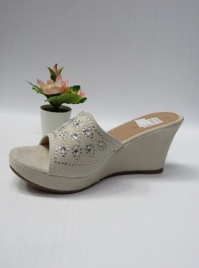 Klapki damskie na koturnie (36-41) B04 BEIGE