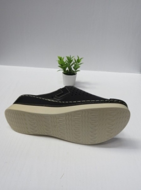 Klapki damskie na koturnie (36-41) 4011 BLACK