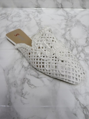 Klapki damskie na płaskim (36-41) T565 WHITE