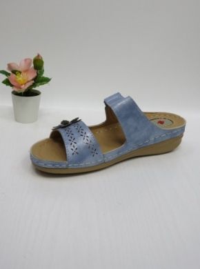 Klapki damskie na koturnie (36-41) KS8-518 LBLUE