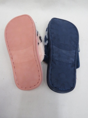 Kapcie damskie ocieplane (36-41) FYF-30 MIX