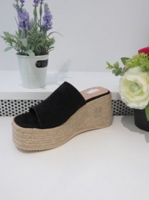 Klapki damskie na koturnie (36-41) AM05 BLACK
