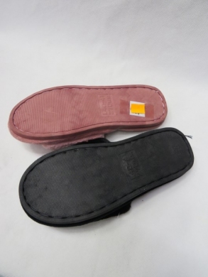 Kapcie damskie ocieplane (36-41) F8-52 MIX