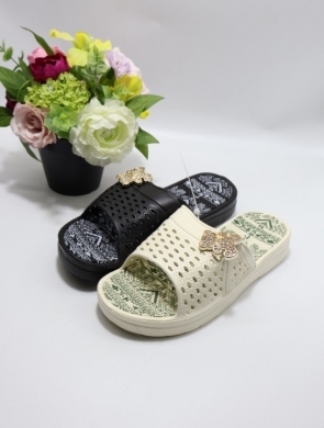 Basenówki damskie (36-41) F517 MIX