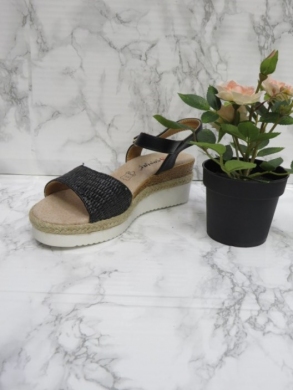 Sandały damskie na koturnie (36-41) JH287 BLACK