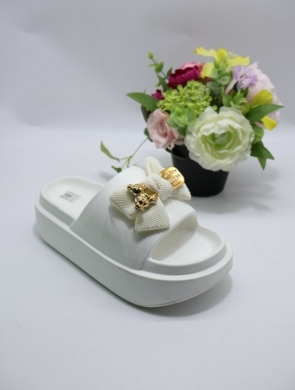 Basenówki damskie (36-41) SP49-2 WHITE