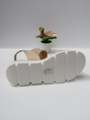 Sandały damskie na koturnie (36-41) B-9058 BEIGE
