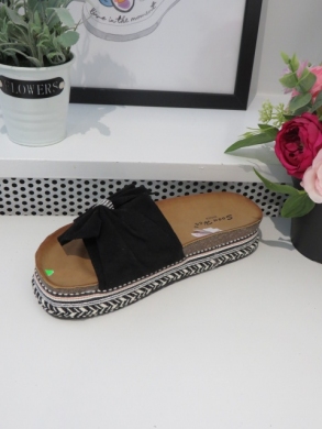 Klapki damskie na koturnie (36-41) TL8-108 BLACK
