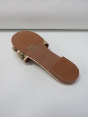Klapki damskie na płaskim (36-41) 0-84 BEIGE