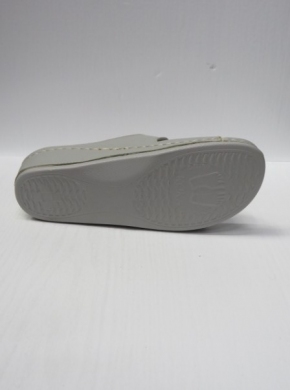 Klapki damskie na koturnie (36-42) Y508-8 L.GREY