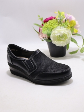 Półbuty damskie na koturnie (36-41) HL61683 BLACK