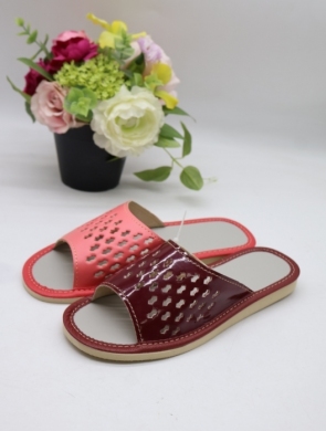 Kapcie damskie (36-41) TKT-1 MIX