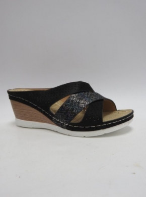 Klapki damskie na koturnie (36-41) O-27 BLACK