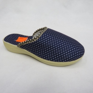 Kapcie damskie (37-41) F-1