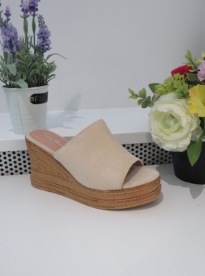 Klapki damskie na koturnie (36-41) W865 BEIGE