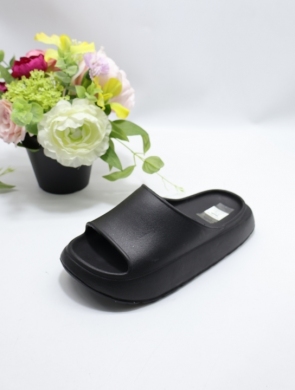 Basenówki damskie (36-41) DM609 BLACK