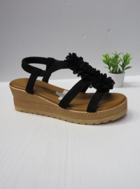 Sandały damskie na koturnie (36-41) WH-516 BLACK