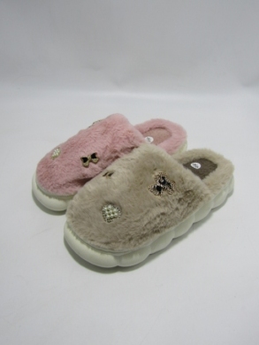Kapcie damskie ocieplane (36-41) W070 MIX