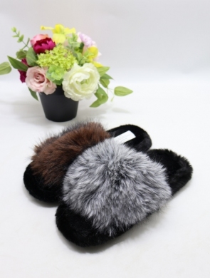 Kapcie damskie ocieplane (36-41) MT-60 MIX