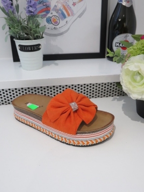 Klapki damskie na koturnie (36-41) TL8-108 ORANGE
