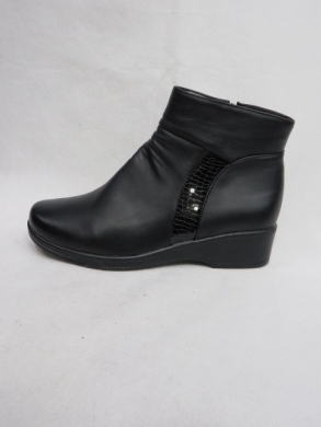 Botki damskie ocieplane na koturnie (36-42) 2202 BLACK