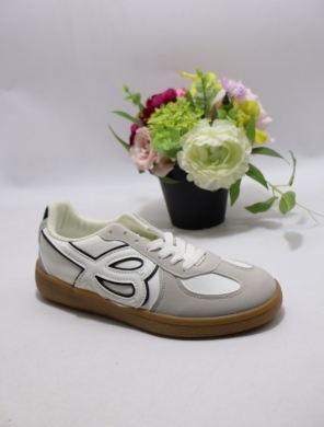 Buty sportowe damskie na płaskim (36-41) XBC25610 WHITE