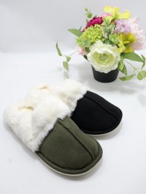 Kapcie damskie ocieplane (37-42) E672 MIX
