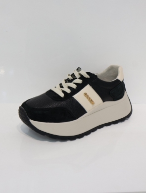 Buty sportowe damskie na płaskim (36-41) GD-124 BLACK