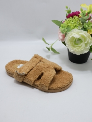 Kapcie damskie ocieplane (36-41) WS08 BROWN