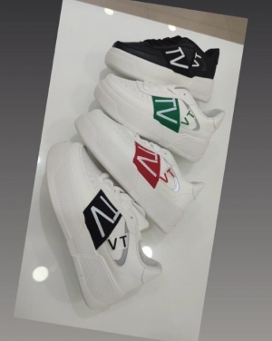 Buty sportowe damskie na płaskim (36-41) VL231