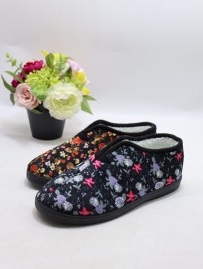 Kapcie damskie ocieplane (37-42) B036-ZM MIX