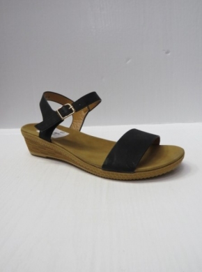 Sandały damskie na koturnie (36-41) 226 BLACK