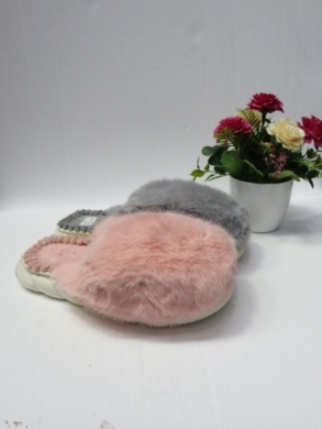 Kapcie damskie ocieplane (36-41) MT36 MIX