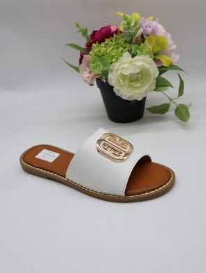 Klapki damskie na płaskim (36-41) DM598 WHITE