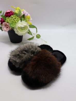 Kapcie damskie ocieplane (36-41) 606-2 MIX