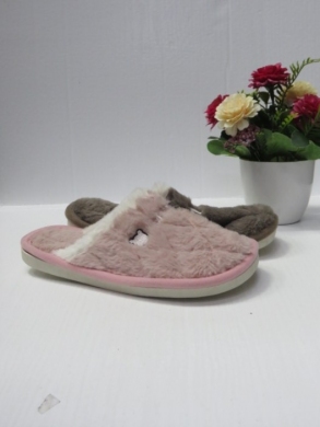 Kapcie damskie ocieplane (36-41) B23-1 MIX