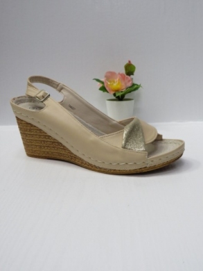 Sandały damskie na koturnie (36-41) 7AA227 BEIGE/GOLD