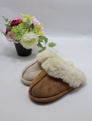 Kapcie damskie ocieplane (36-41) YY69 MIX