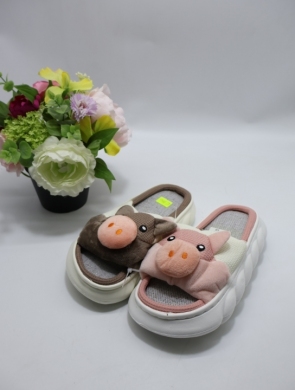 Kapcie damskie (36-41) E766 MIX