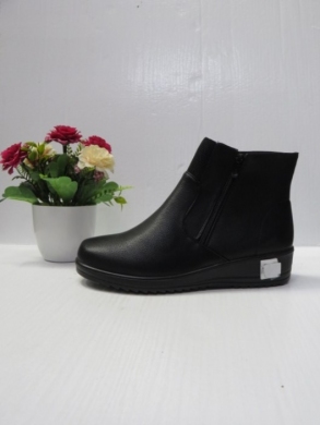 Botki damskie ocieplane na płaskim (39-43) DW33-1 BLACK