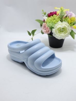 Klapki damskie na płaskim (36-41) F-55555 BLUE